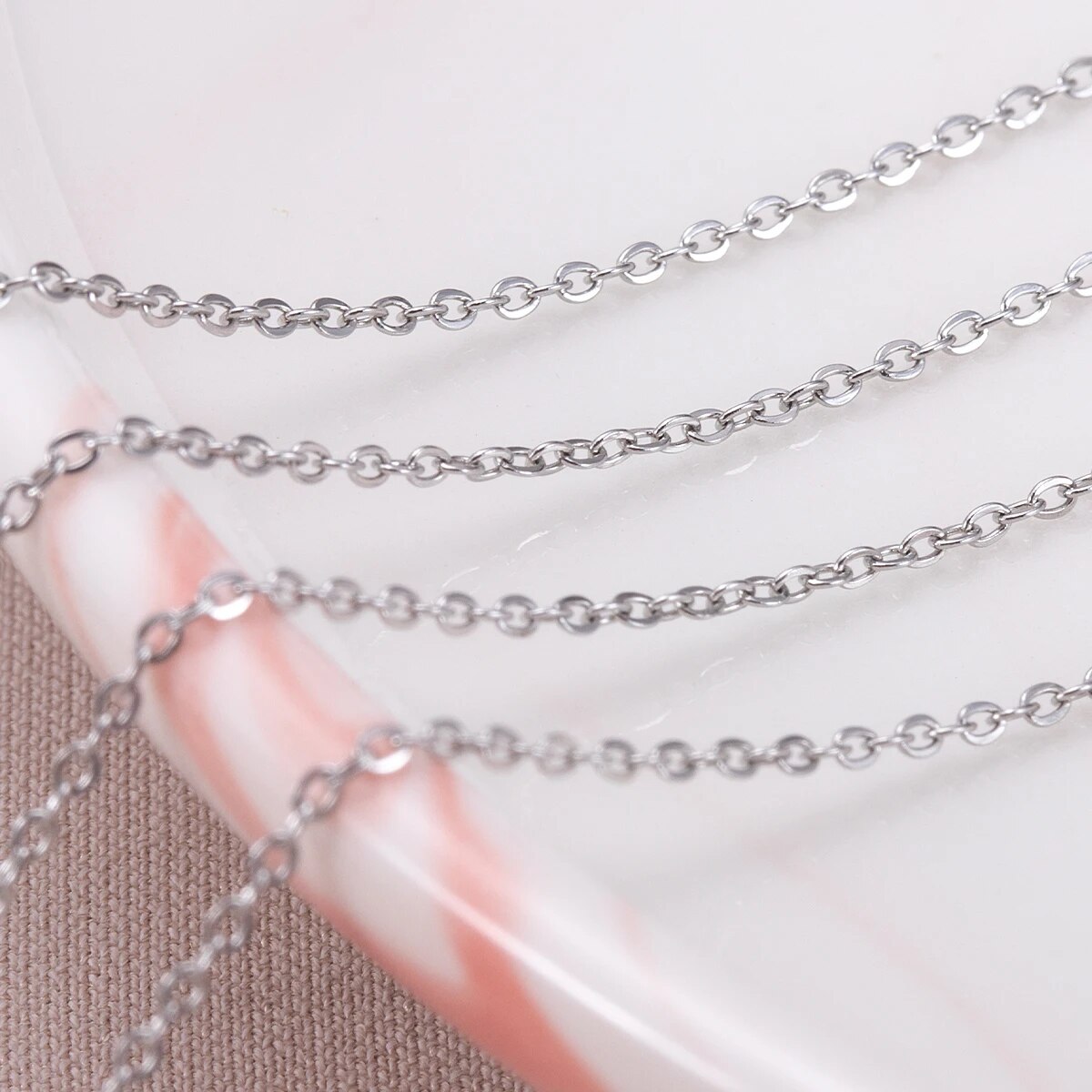 Chaînes fines en acier inoxyda - Body Jewelry Chain avis et prix